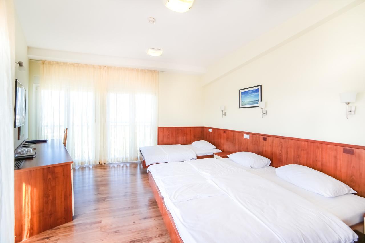 Hotel Merlot Opuzen  Exteriér fotografie