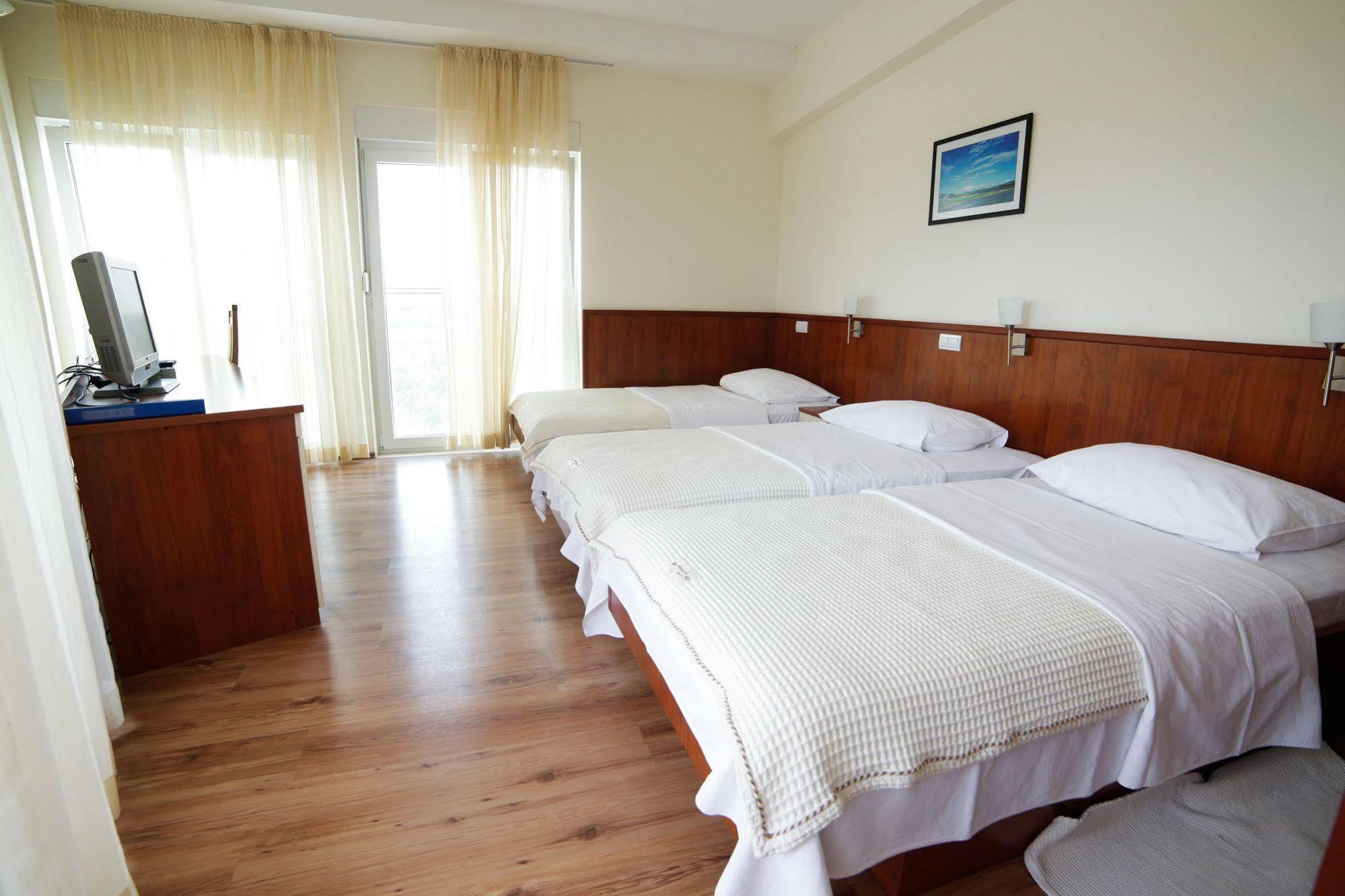 Hotel Merlot Opuzen  Exteriér fotografie